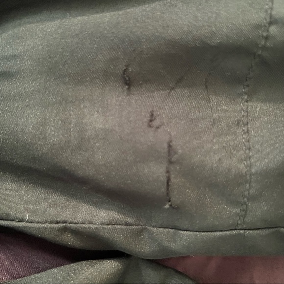 Women’s “Rare” Black Fila Ski Suit – Hooded with Faux Fur Collar, Size 8 - Picture 14 of 16